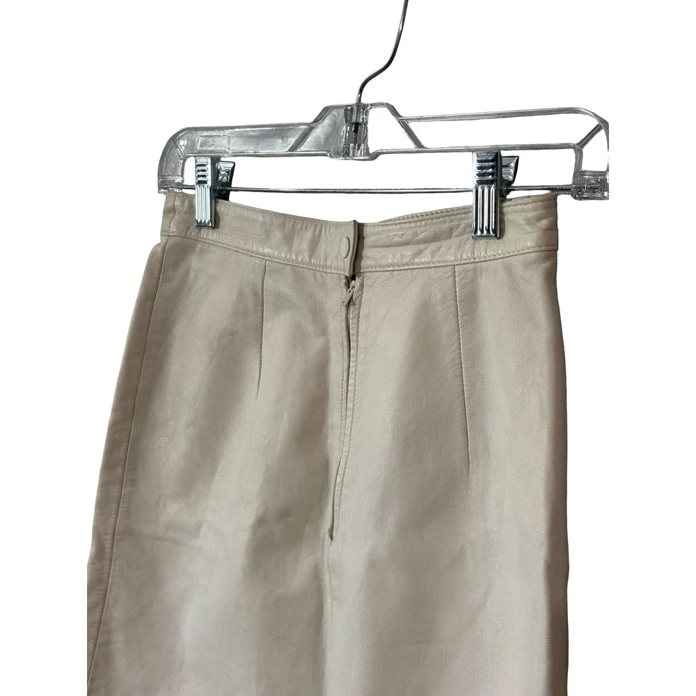 Bermans Vintage Leather Mini Skirt Size 6 Cream High Waisted Genuine Leather